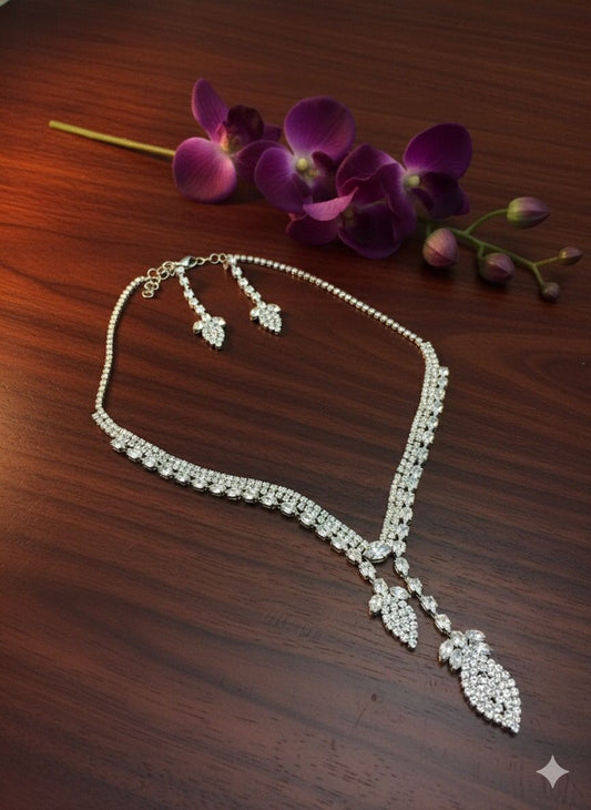 Elegant Crystal Necklace Set