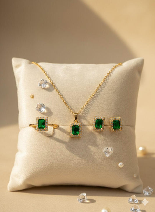 Emerald Glow Locket Set with Ring